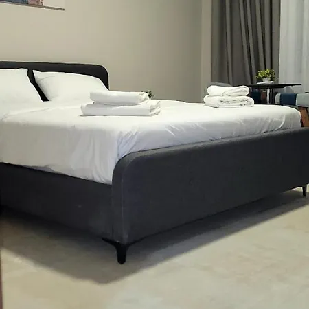 Bazar 4 Mini アパート